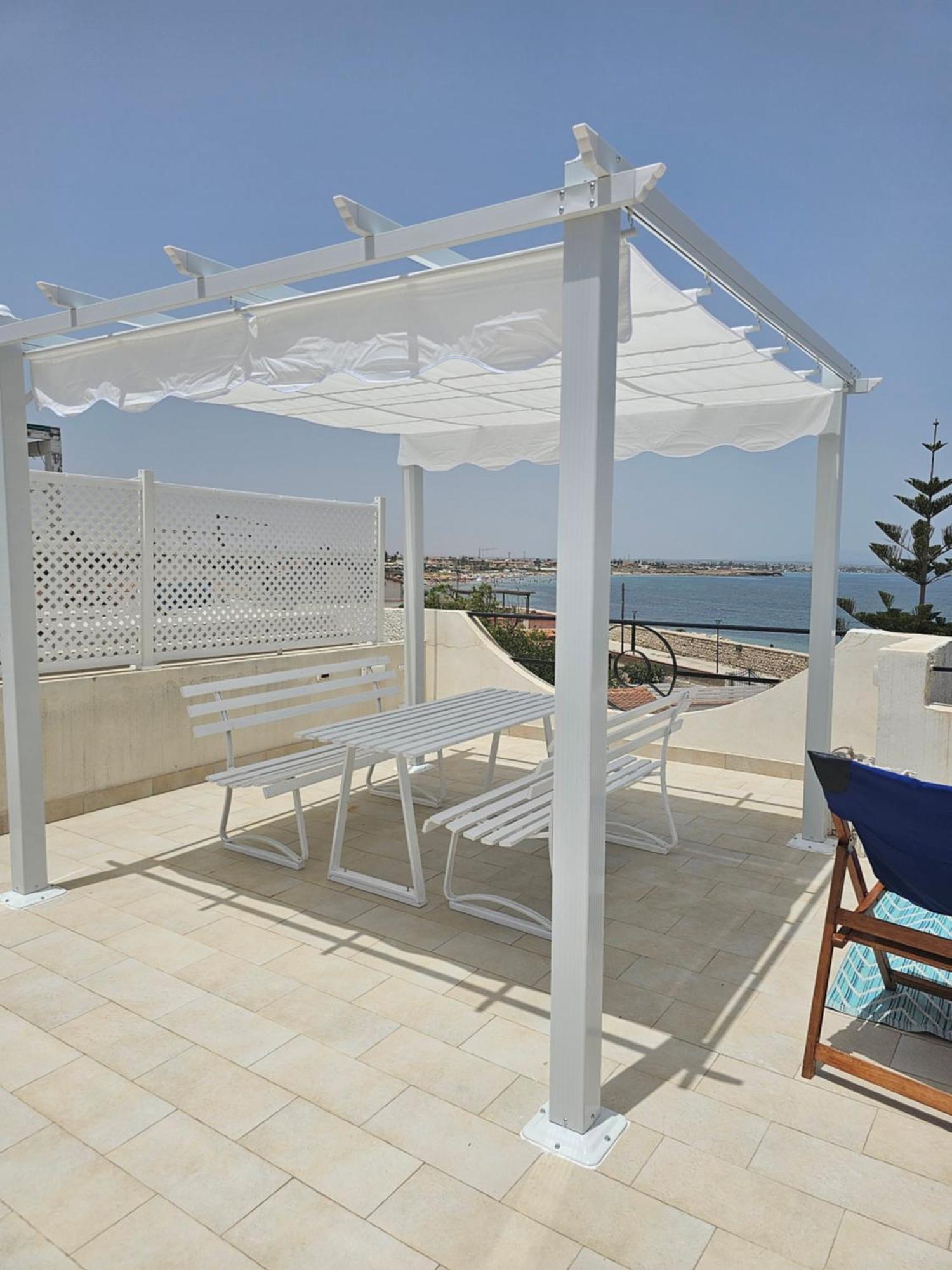 Апартаменты Seahorse In Marzamemi, Una Terrazza Sul Mare Номер фото